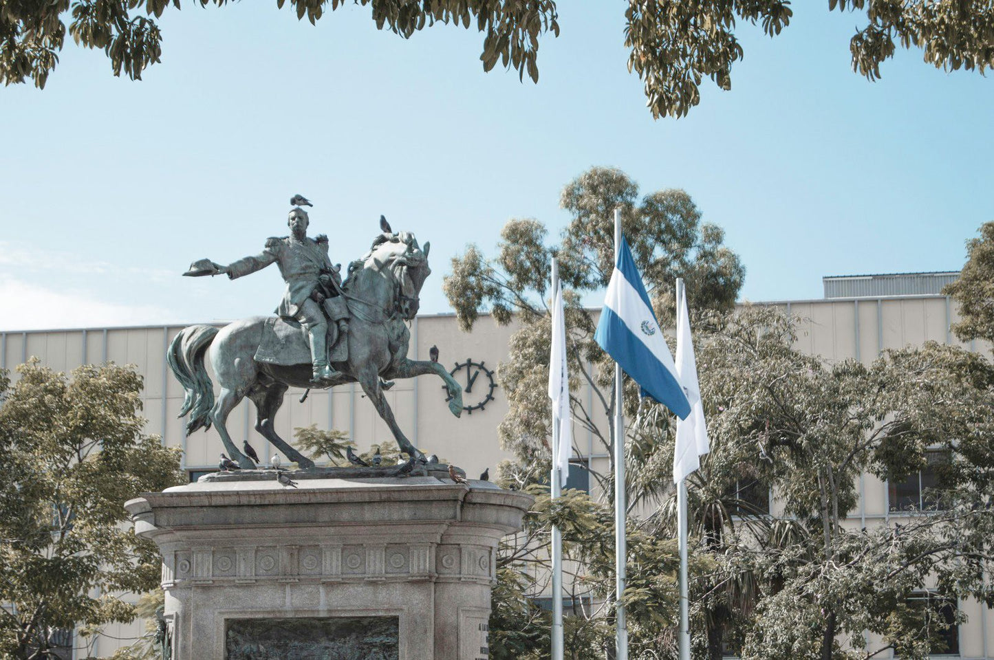 El Salvador eSIM